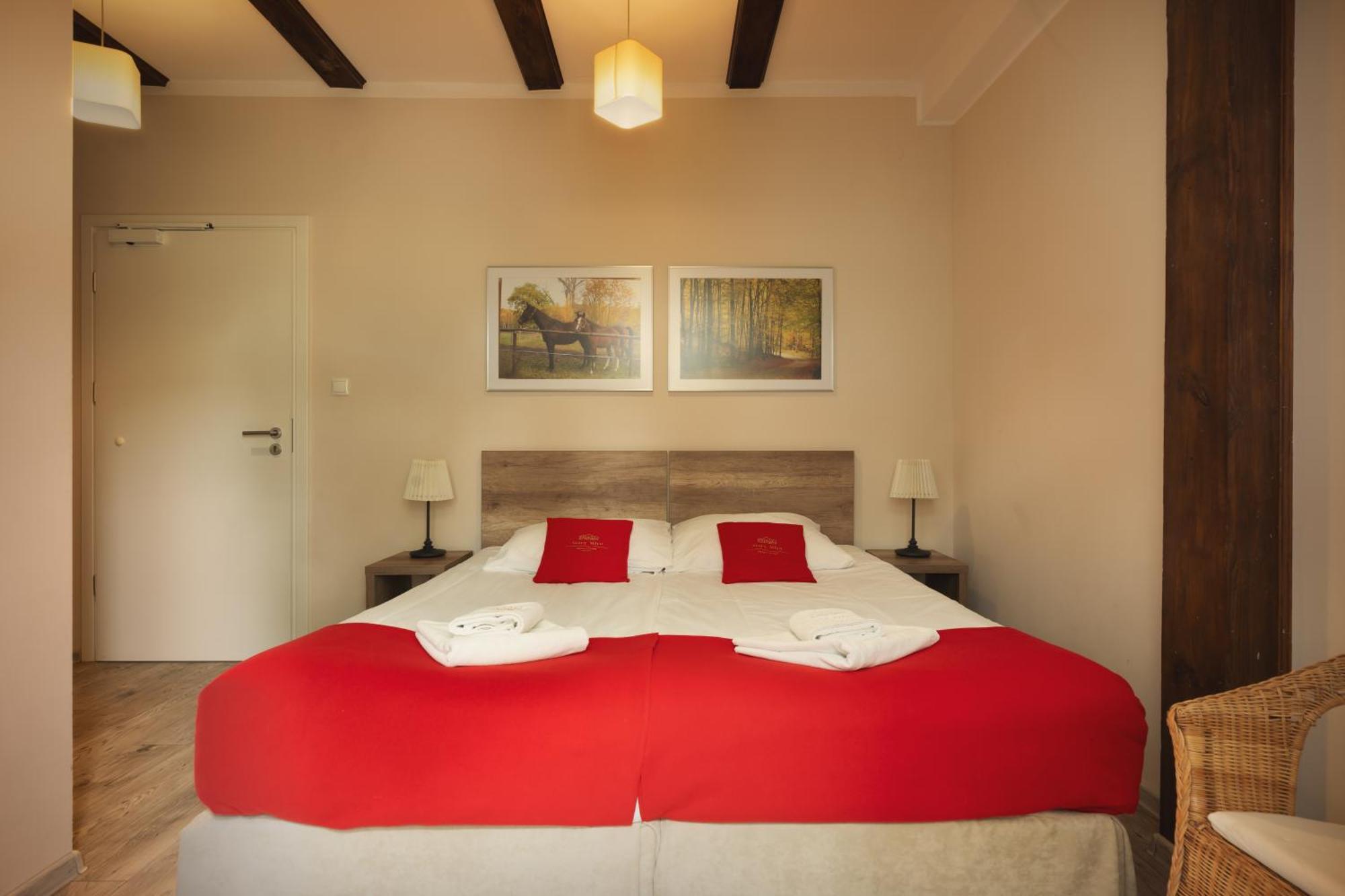 Stary Mlyn Strzeszyn Otel Lubowo  Oda fotoğraf