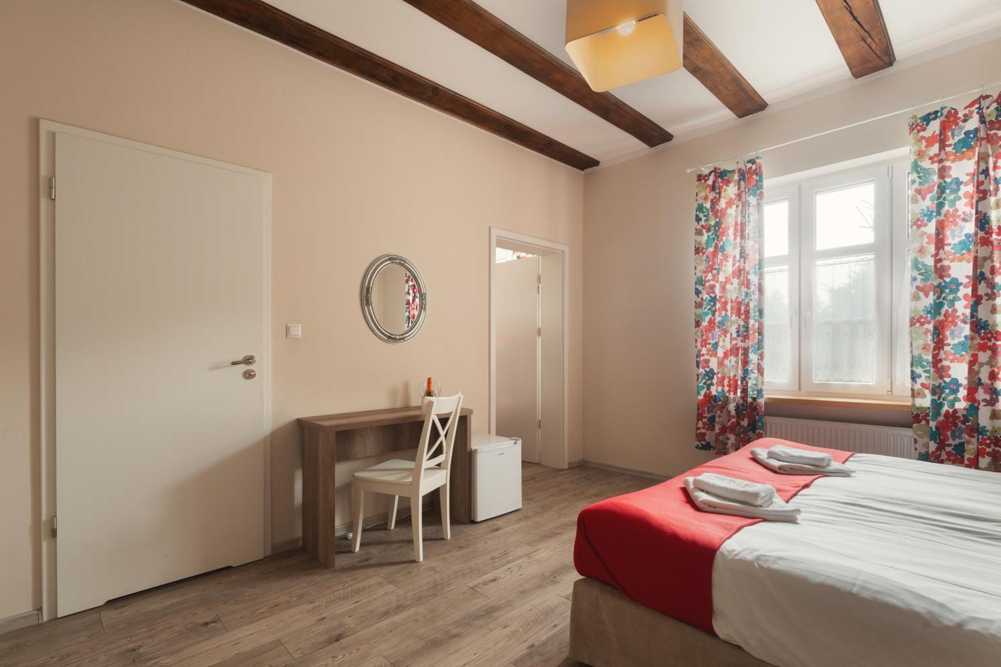 Stary Mlyn Strzeszyn Otel Lubowo  Oda fotoğraf