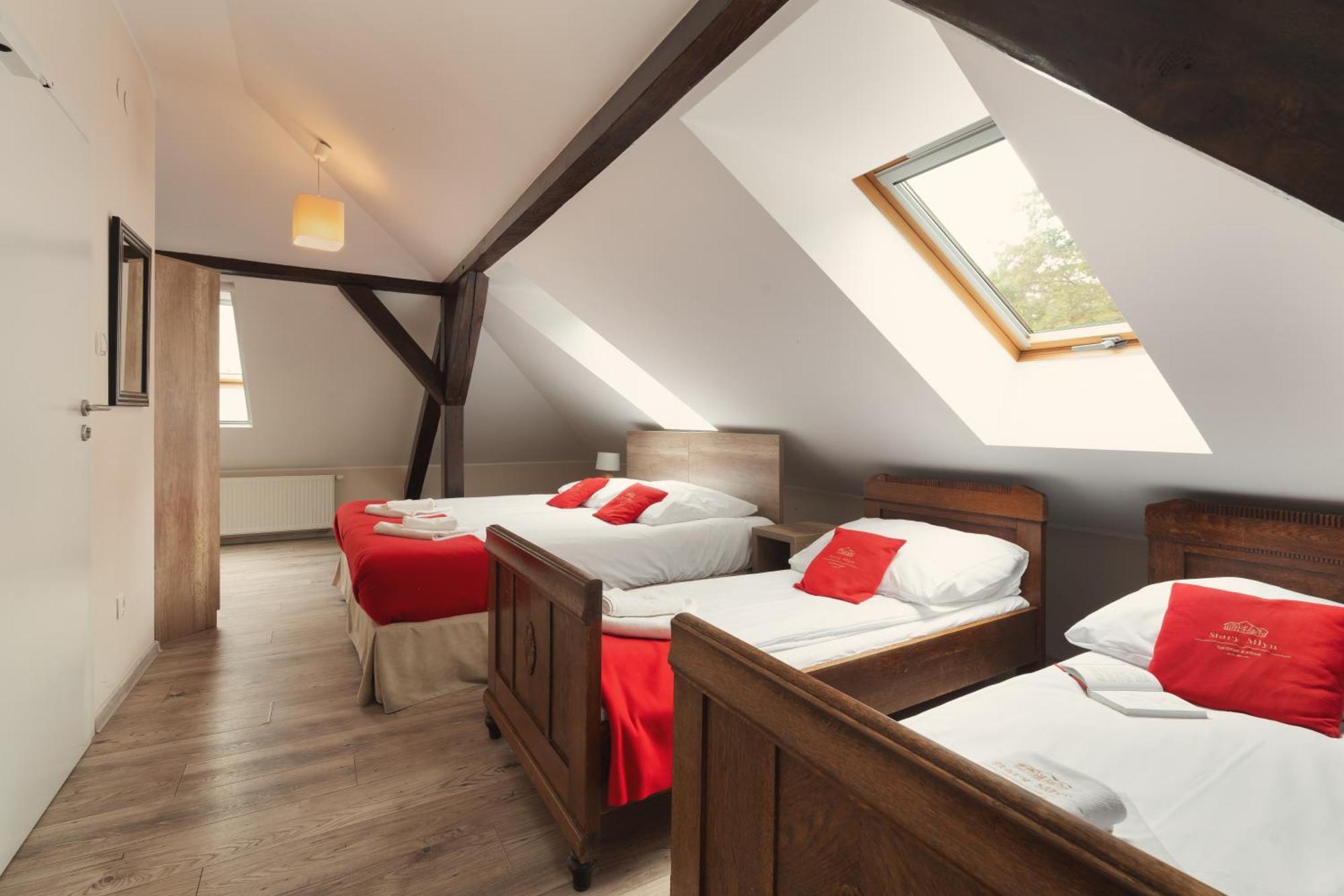 Stary Mlyn Strzeszyn Otel Lubowo  Oda fotoğraf