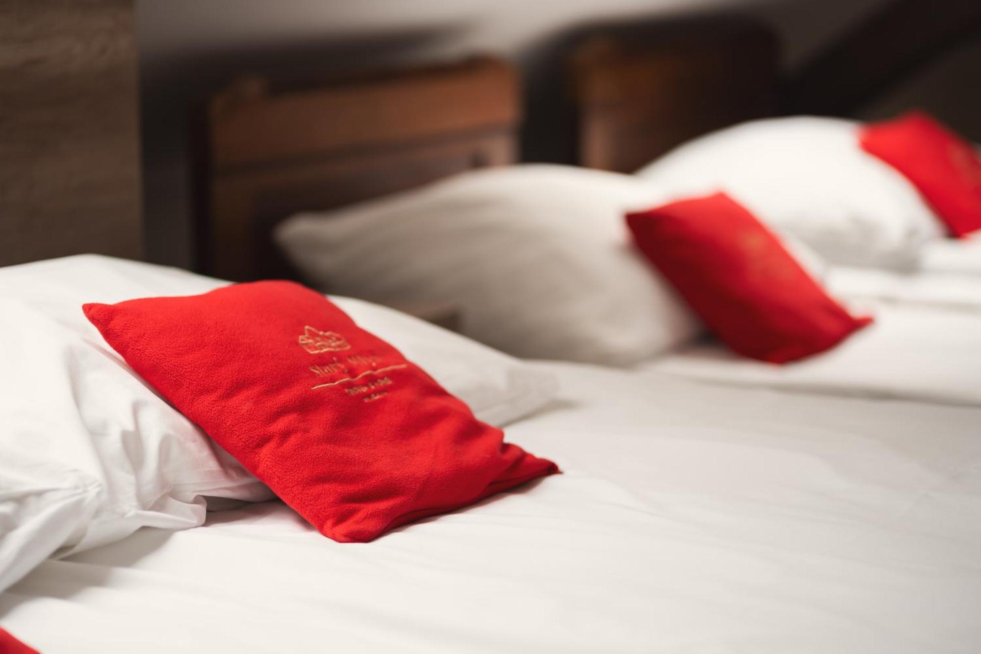 Stary Mlyn Strzeszyn Otel Lubowo  Dış mekan fotoğraf
