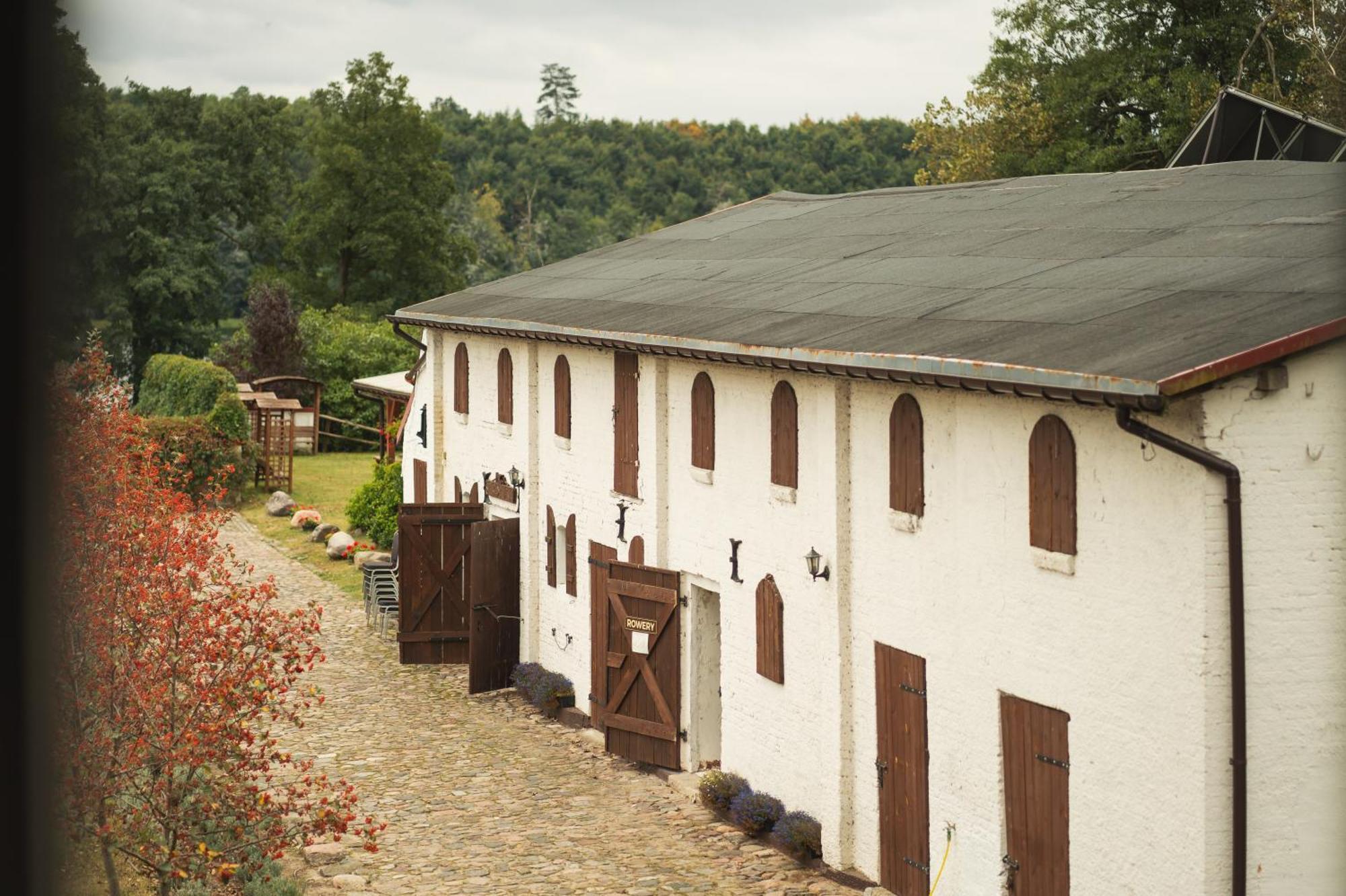 Stary Mlyn Strzeszyn Otel Lubowo  Dış mekan fotoğraf